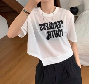 白色