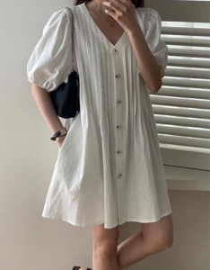 白色