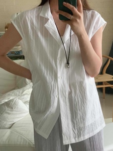 白色