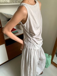 米色