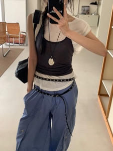白色