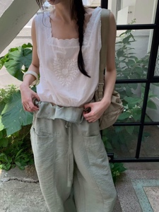 白色