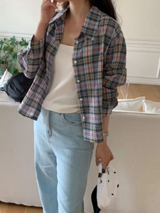 蓝色