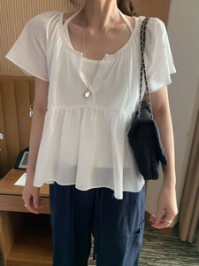 白色