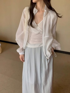 白色