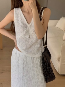 白色