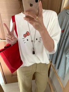 白色