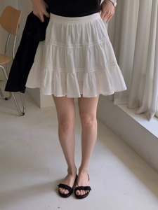 白色