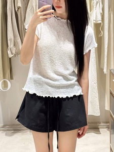 白色