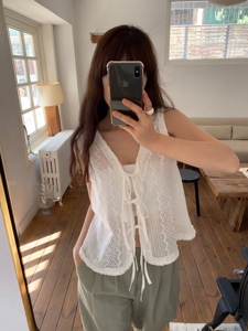 白色