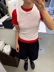 白色