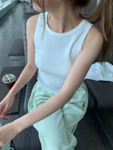 白色