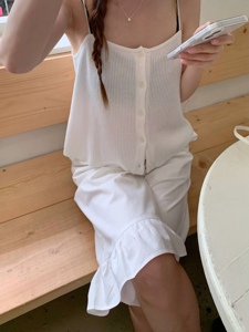 白色