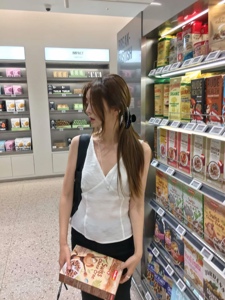 白色