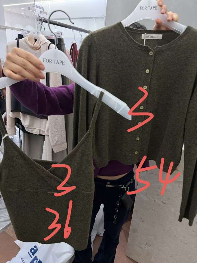 深灰
