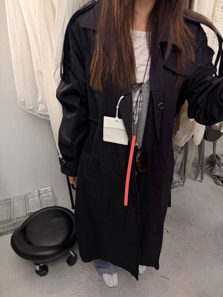 藏青色