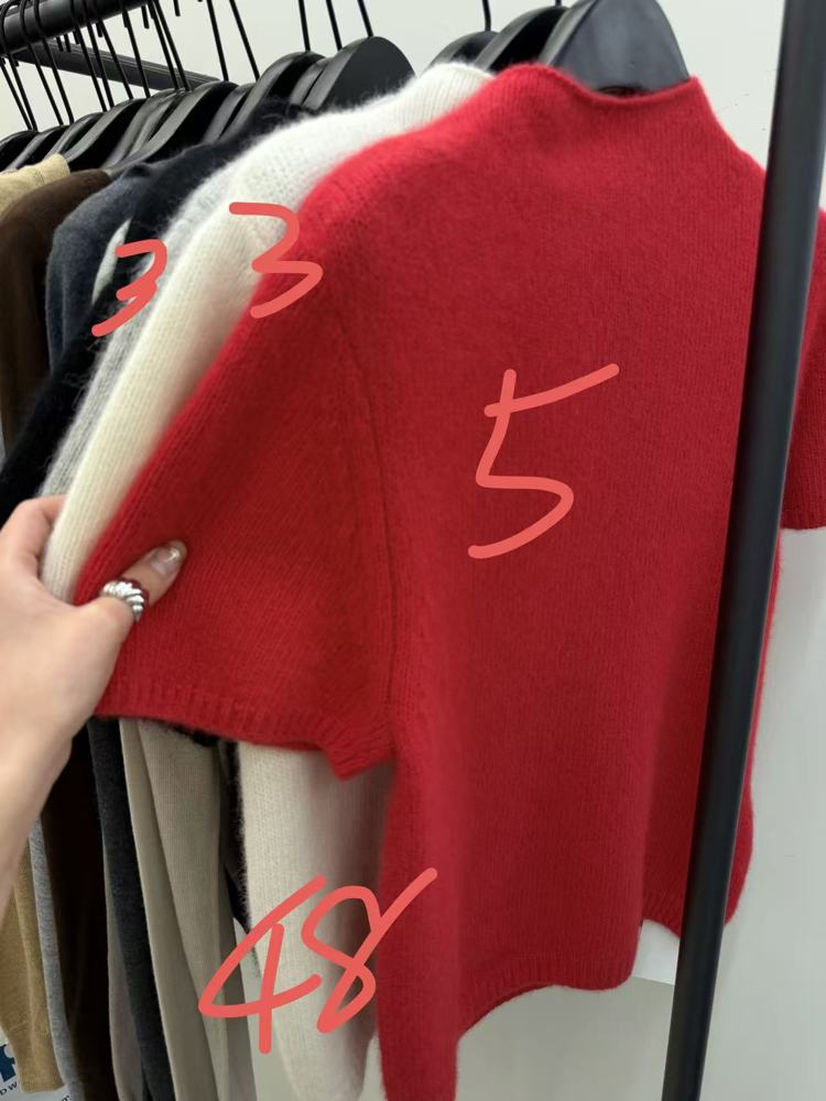 红色