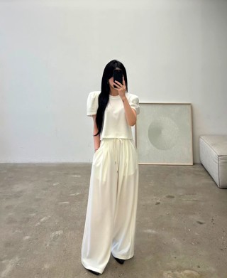 白色