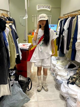 白色