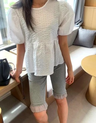 白色