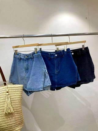 蓝色