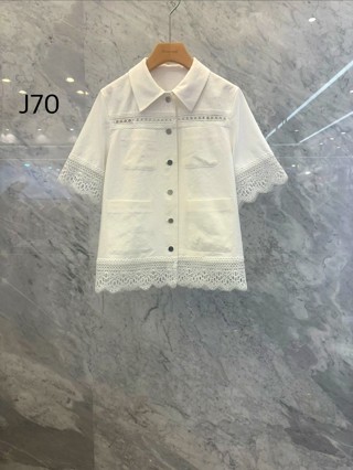 白色