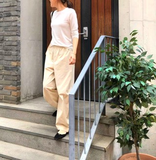 米色