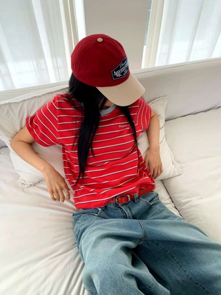 红色