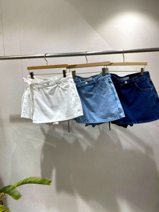 蓝色