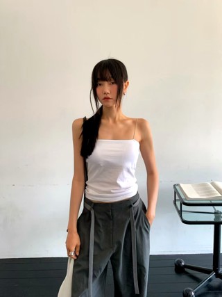白色