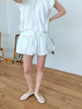 白色
