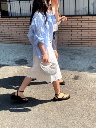 白色