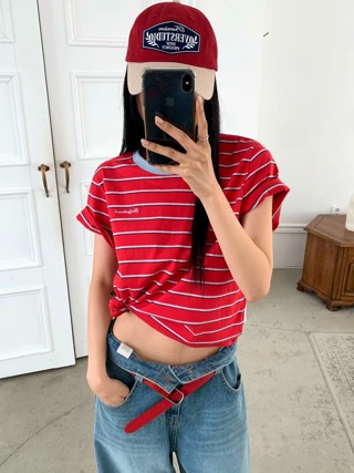 红色
