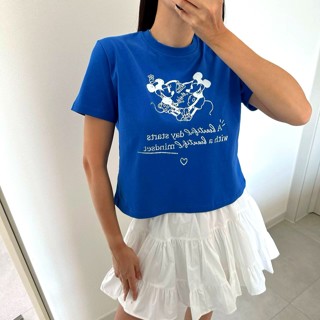 蓝色