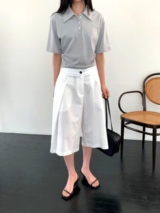 白色