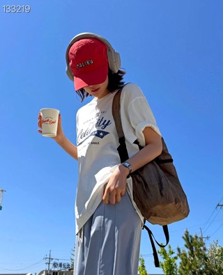 红色