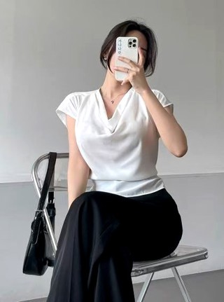 白色