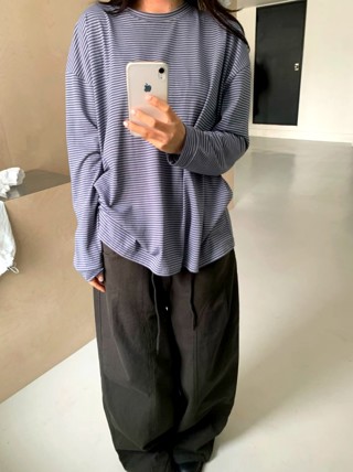 蓝色