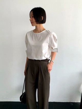 白色