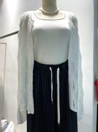 白色