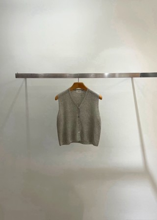 灰色