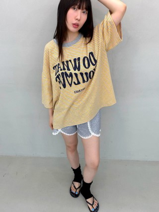 黄色