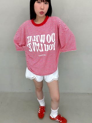 红色