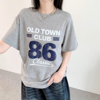 灰色