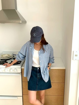 蓝色