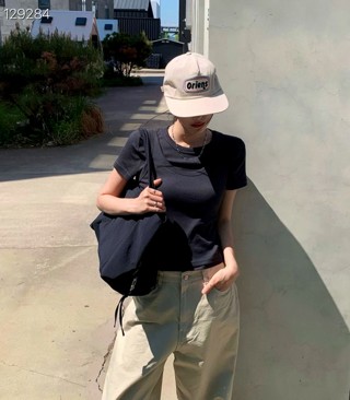 米色