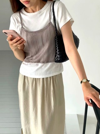 白色
