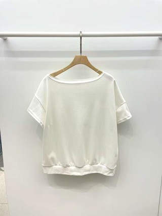 白色