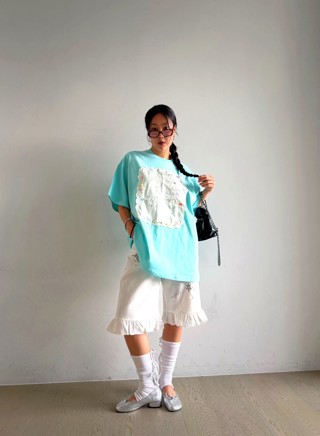 蓝色