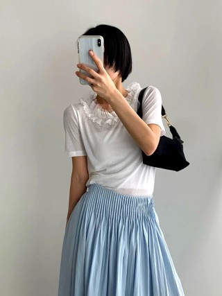 白色